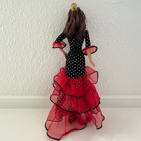 Barbie Dolls of the World - Spain - Picture 4 of 5